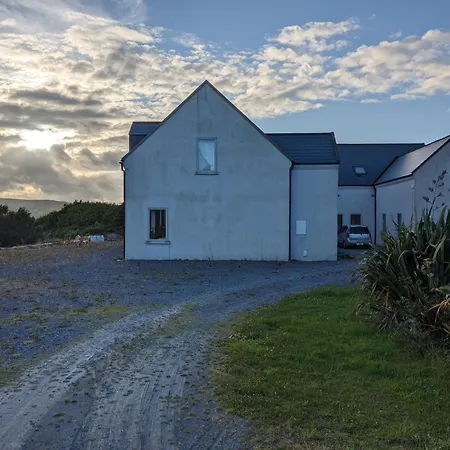 West Colla Place * Schull