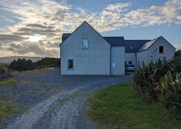 West Colla Place * Schull